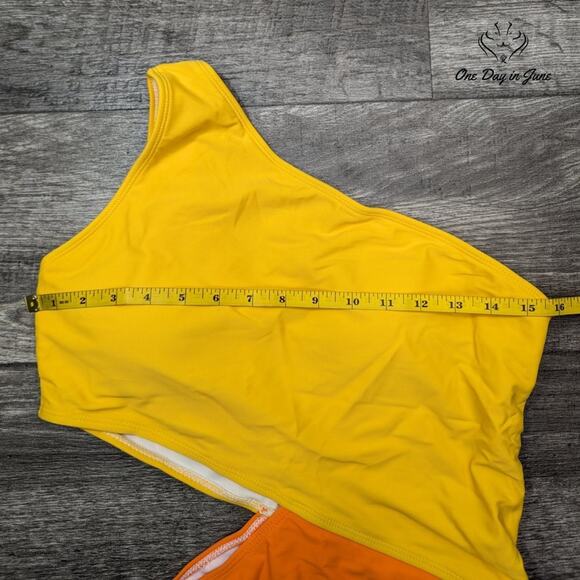 SweatyRocks One Shoulder One Piece Swimsuit Size XL - Picture 4 of 6